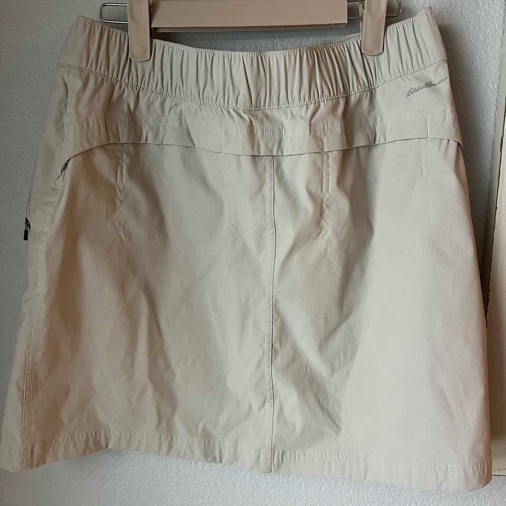 Eddie‎ Bauer Women's Rainier Pull-On Skort - Picture 2 of 5